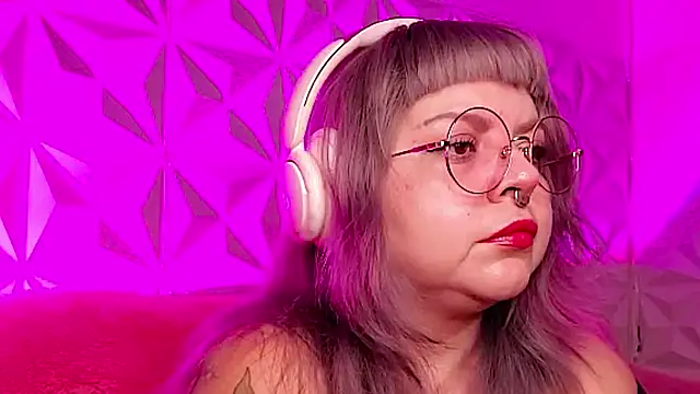 Satyn doll online show from October 31, 12:33 am