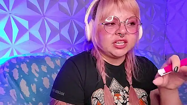 Satyn doll online show from April 25, 12:13 am