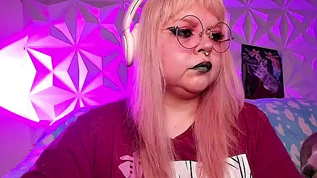 Satyn doll online show from April 26, 10:18 pm