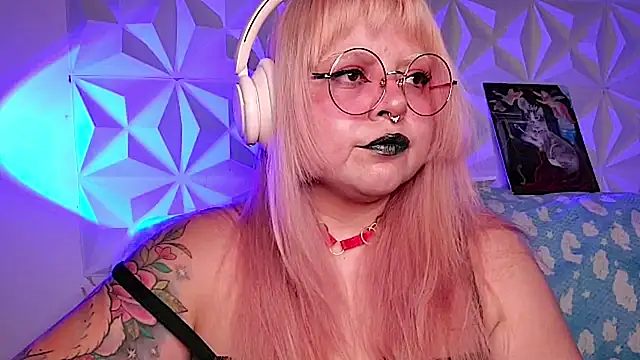 Satyn doll online show from April 30, 11:31 pm
