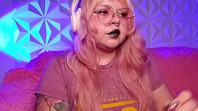Satyn doll online show from May 6, 12:41 am