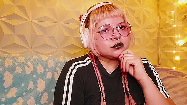 Satyn doll online show from May 13, 12:19 am