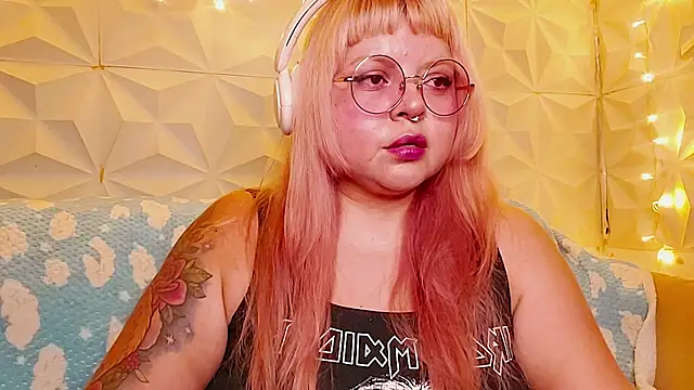 Satyn doll online show from May 13, 11:44 pm