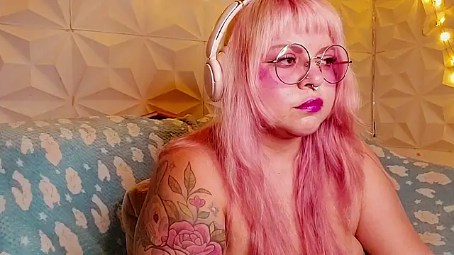 Satyn doll online show from June 4, 1:11 am