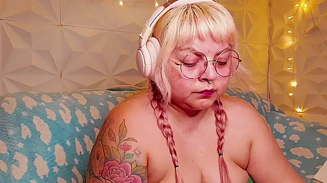 Satyn doll online show from June 16, 12:24 am