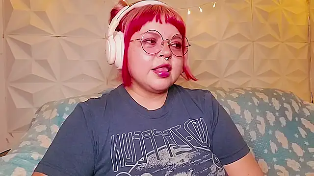 Satyn doll online show from June 19, 10:24 pm