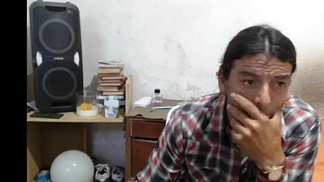 Silari1977 online show from November 24, 8:30 pm