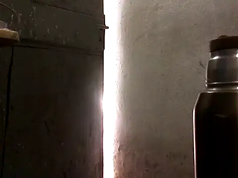 Silari1977 online show from December 3, 3:10 pm