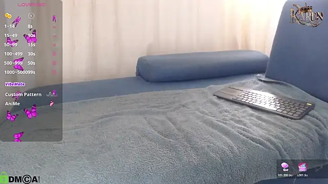 Snapshot of karen_sofia_ chatting on May 28, 7:44 pm karen sofia online show from May 28, 7:44 pm