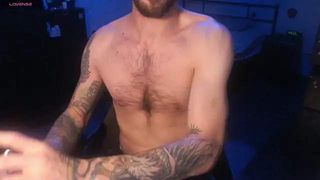 SexxxyLouis online show from November 4, 9:25 pm