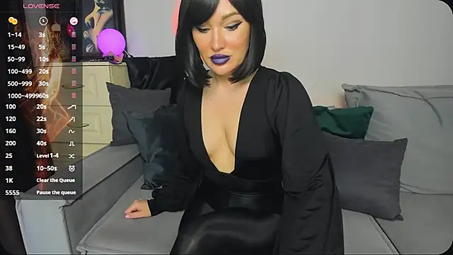 Snapshot of Fire_error chatting on March 22, 11:42 am Fire error online show from March 22, 11:42 am