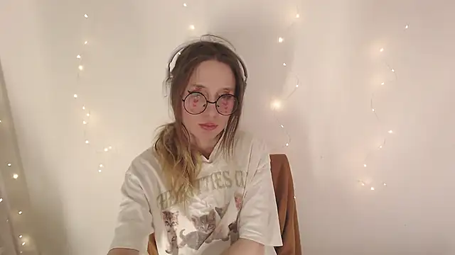  Hanna Moon  online show from February 1, 3:54 pm