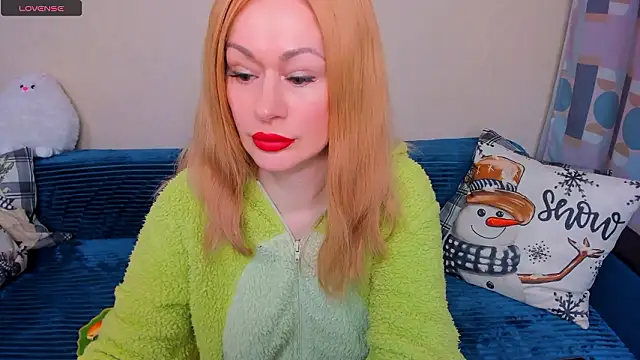 EllenMoore online show from February 18, 3:02 am