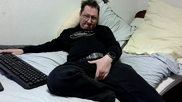 Snapshot of shymanhn chatting on January 23, 2:50 pm shymanhn online show from January 23, 2:50 pm