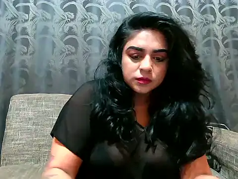 Snapshot of indianishkq7 chatting on December 16, 12:06 pm indianishkq7 online show from December 16, 12:06 pm