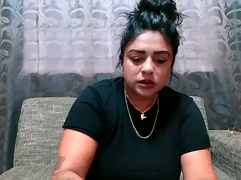 Snapshot of indianishkq7 chatting on January 23, 11:48 am indianishkq7 online show from January 23, 11:48 am