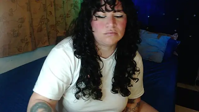 ANGELIQUE KLANE online show from December 14, 7:58 am