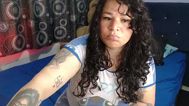 ANGELIQUE KLANE online show from May 21, 4:03 pm