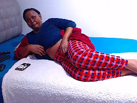 BootyliciousAssxxx online show from February 20, 9:31 pm