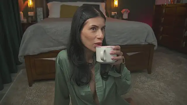 Snapshot of AlyonaX chatting on September 27, 7:19 pm AlyonaX online show from September 27, 7:19 pm