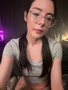 Snapshot of Carmen_Monroe chatting on May 6, 9:09 pm Carmen Monroe online show from May 6, 9:09 pm
