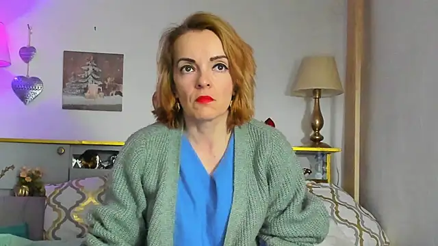 Snapshot of KateConner chatting on February 26, 8:11 pm KateConner online show from February 26, 8:11 pm