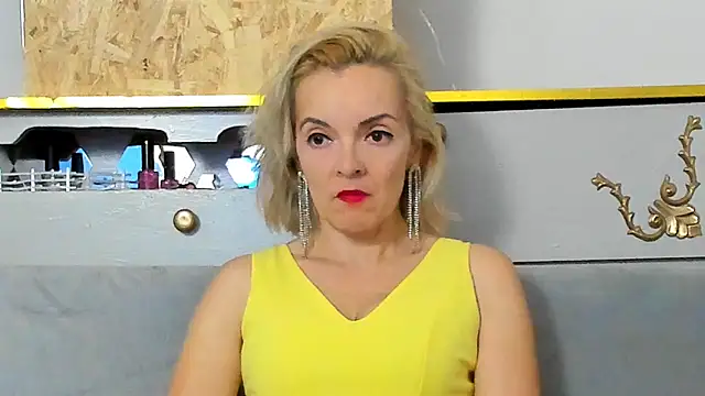 KateConner online show from November 9, 5:33 pm