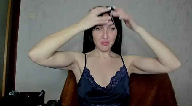 MissGulia online show from January 16, 8:54 am