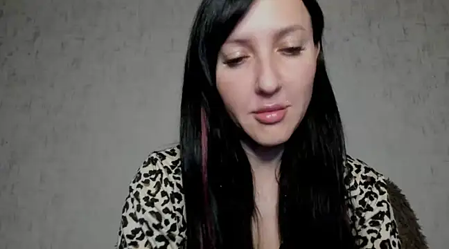 MissGulia online show from March 22, 2:37 am