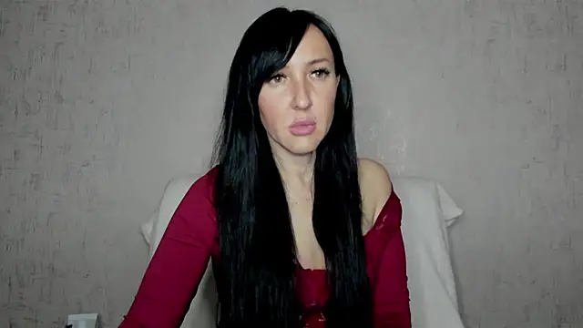 MissGulia online show from November 17, 7:47 am