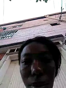 Snapshot of kirajohnson chatting on December 18, 4:49 pm kirajohnson online show from December 18, 4:49 pm