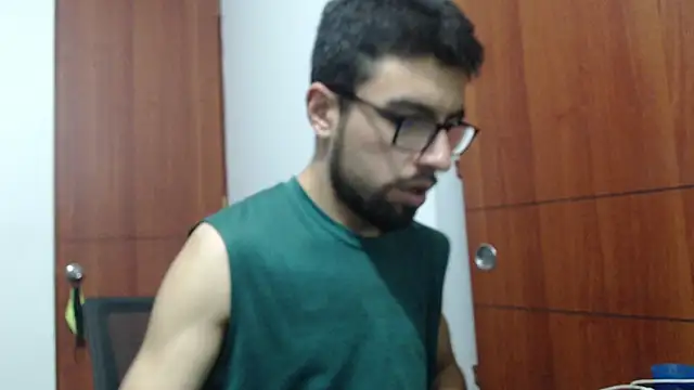 Snapshot of fvckolombianguyy chatting on February 25, 8:14 am fvckolombianguyy online show from February 25, 8:14 am