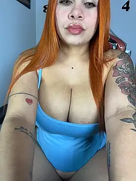 Snapshot of miapichxs chatting on March 28, 5:51 am miapichxs online show from March 28, 5:51 am