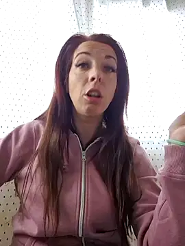 Almmaxxxx online show from December 23, 7:28 am