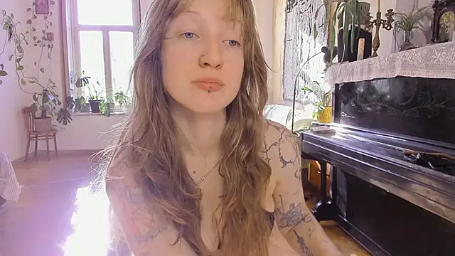 Miranda2 0 online show from January 7, 8:17 am