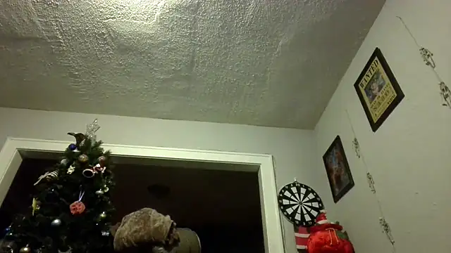 Snapshot of bigdickjojo69 chatting on February 13, 1:12 am bigdickjojo69 online show from February 13, 1:12 am