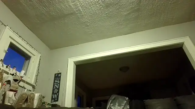 Snapshot of bigdickjojo69 chatting on February 25, 12:20 am bigdickjojo69 online show from February 25, 12:20 am