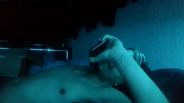 Snapshot of bigdickjojo69 chatting on March 19, 10:19 am bigdickjojo69 online show from March 19, 10:19 am