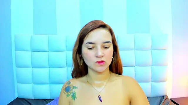 teresasroom  online show from December 14, 6:34 pm