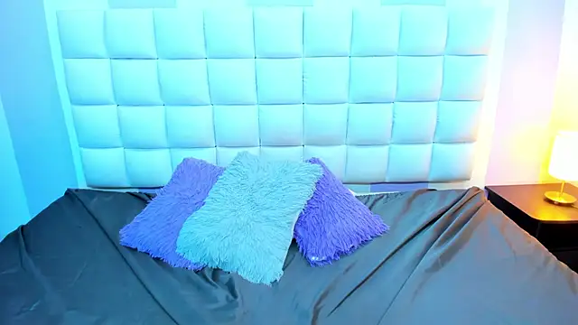 teresasroom  online show from March 15, 12:33 pm