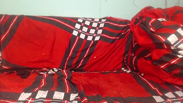 Snapshot of lorelay123 chatting on October 2, 7:21 pm lorelay123 online show from October 2, 7:21 pm