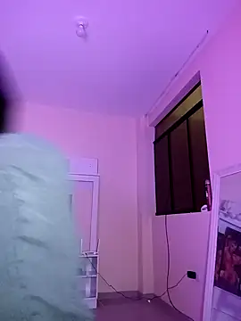 Latin summer online show from December 12, 1:32 am