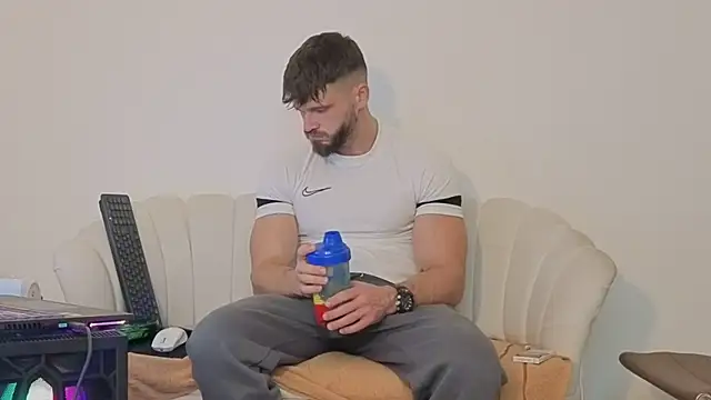 MauroTwin online show from November 9, 6:06 pm