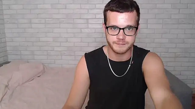 Alexxx horny online show from September 17, 5:14 pm
