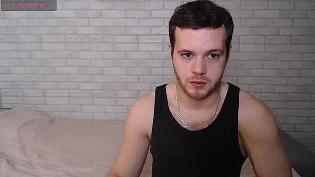Alexxx horny online show from December 18, 5:57 am