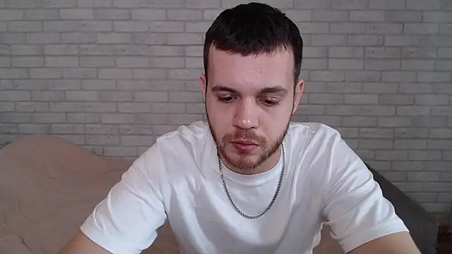 Snapshot of Alexxx_horny chatting on April 8, 9:42 am Alexxx horny online show from April 8, 9:42 am