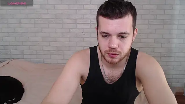 Snapshot of Alexxx_horny chatting on April 20, 7:22 am Alexxx horny online show from April 20, 7:22 am