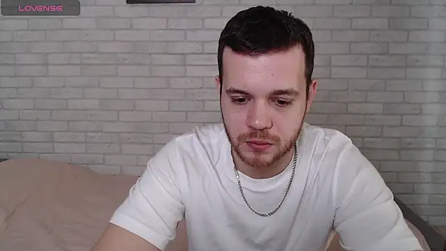 Snapshot of Alexxx_horny chatting on April 22, 7:00 am Alexxx horny online show from April 22, 7:00 am