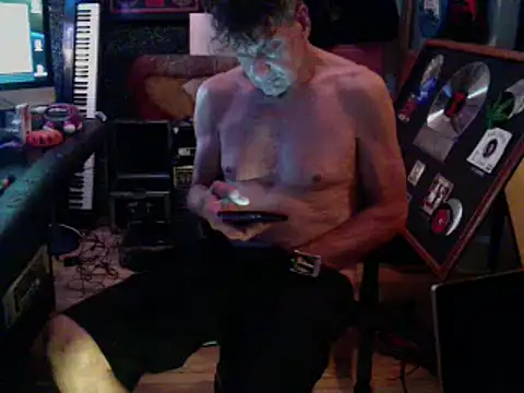 hollywood808 online show from October 15, 11:32 am