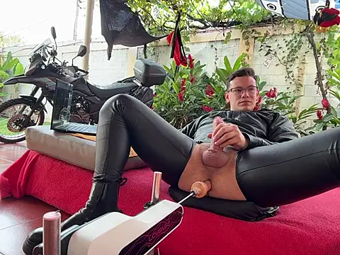 simon and david online show from November 4, 7:35 pm